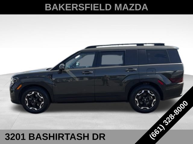 Used 2024 Hyundai Santa Fe SEL FWD image 2