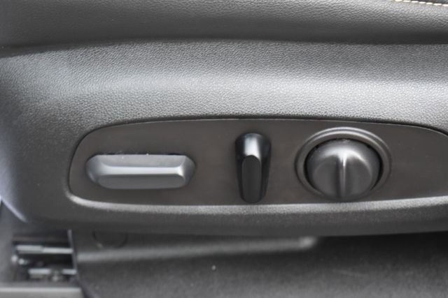 Certified 2023 Chevrolet Traverse Premier w/ Redline Edition image 28