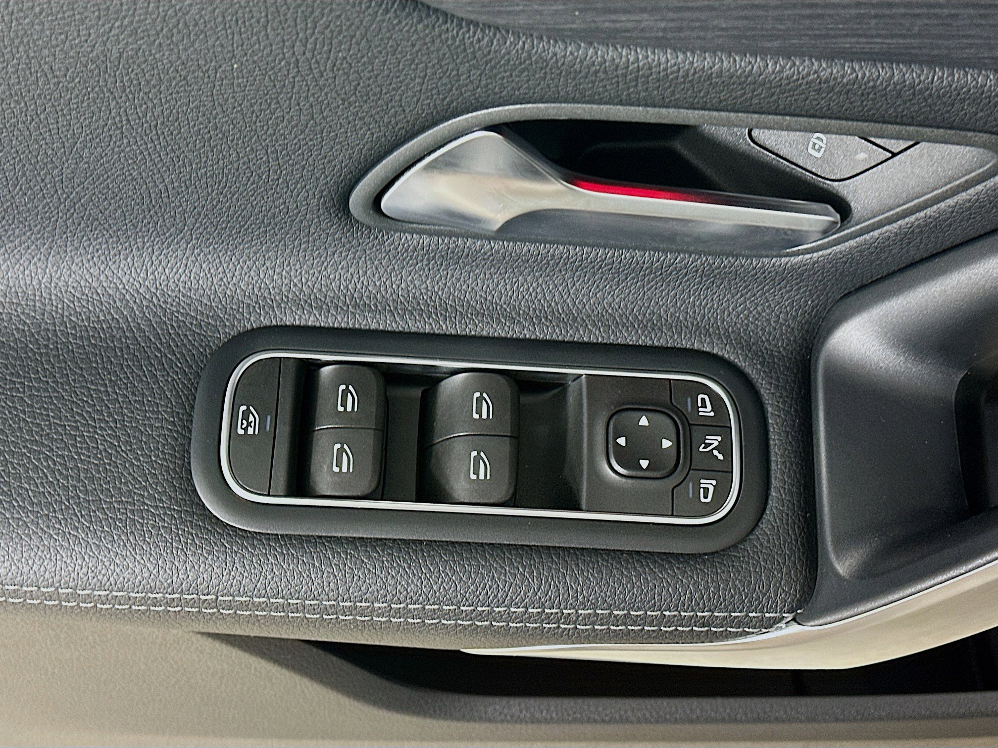 Certified 2022 Mercedes-Benz A 220 4MATIC image 23