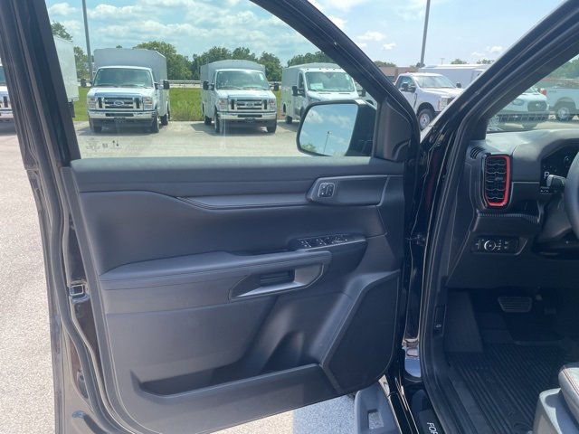 New 2025 Ford Ranger Raptor image 24