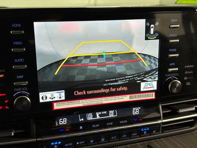 Used 2024 Toyota Sienna Platinum AWD/4WD image 41