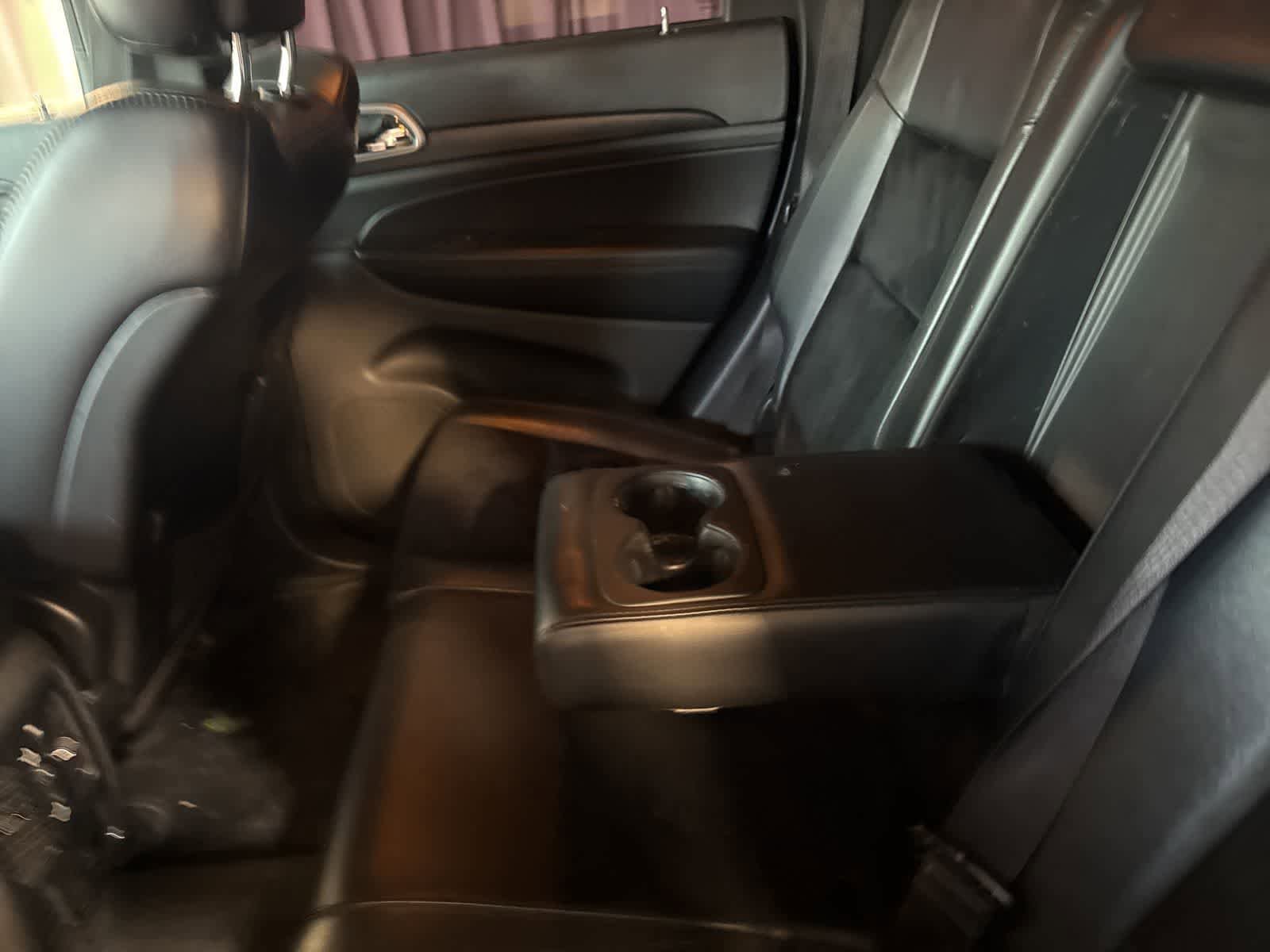 Used 2015 Jeep Grand Cherokee Altitude RWD image 17