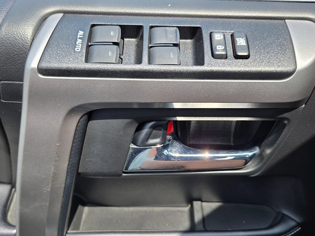 Used 2022 Toyota 4Runner Limited AWD/4WD image 28