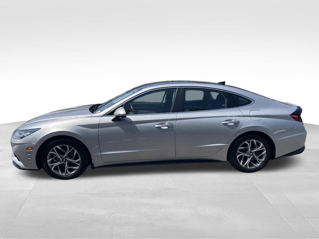 Used 2023 Hyundai Sonata SEL w/ Convenience Package FWD image 8
