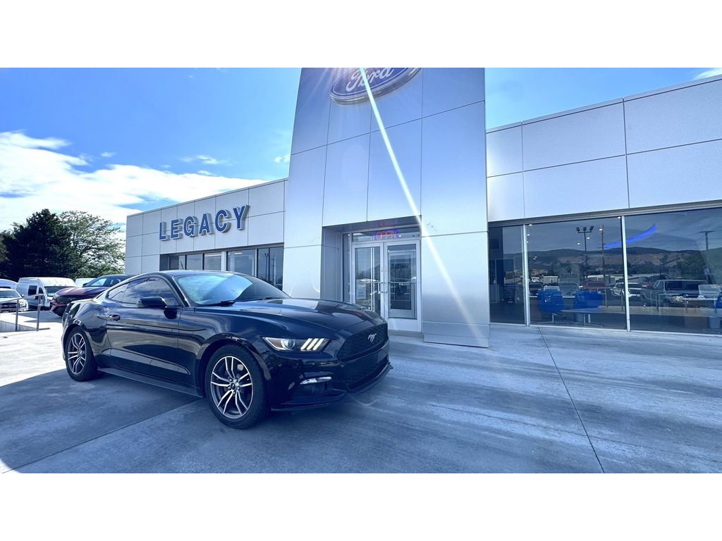 Used 2016 Ford Mustang Premium image 1
