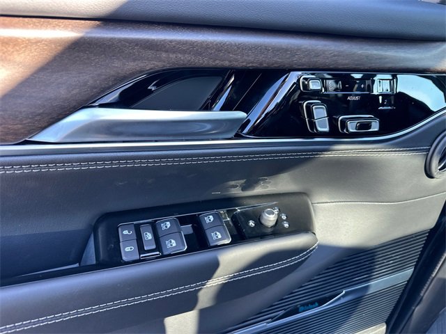 New 2024 Jeep Grand Wagoneer Series I w/ Rear Seat Video Group 1 image 14