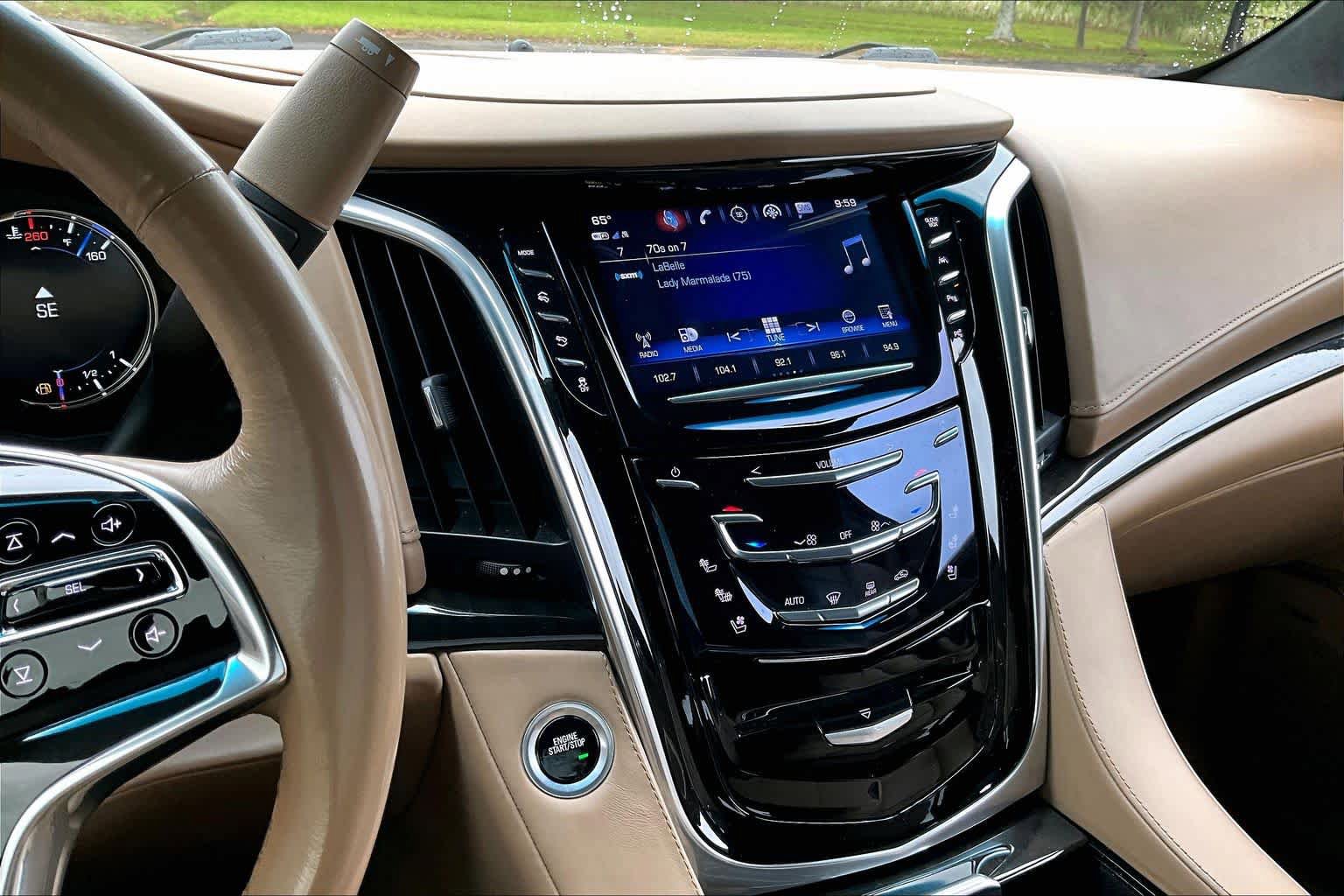Used 2020 Cadillac Escalade Platinum RWD image 6