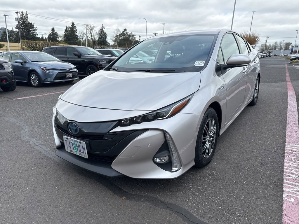 Used 2021 Toyota Prius Prime Limited image 3