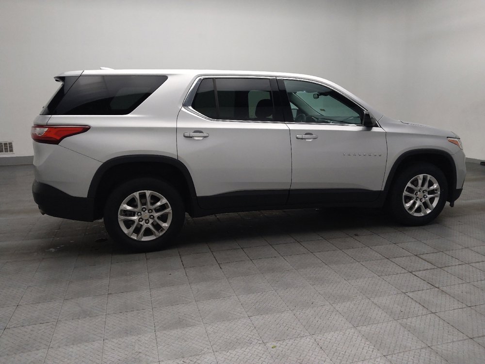 Used 2021 Chevrolet Traverse LS FWD image 10