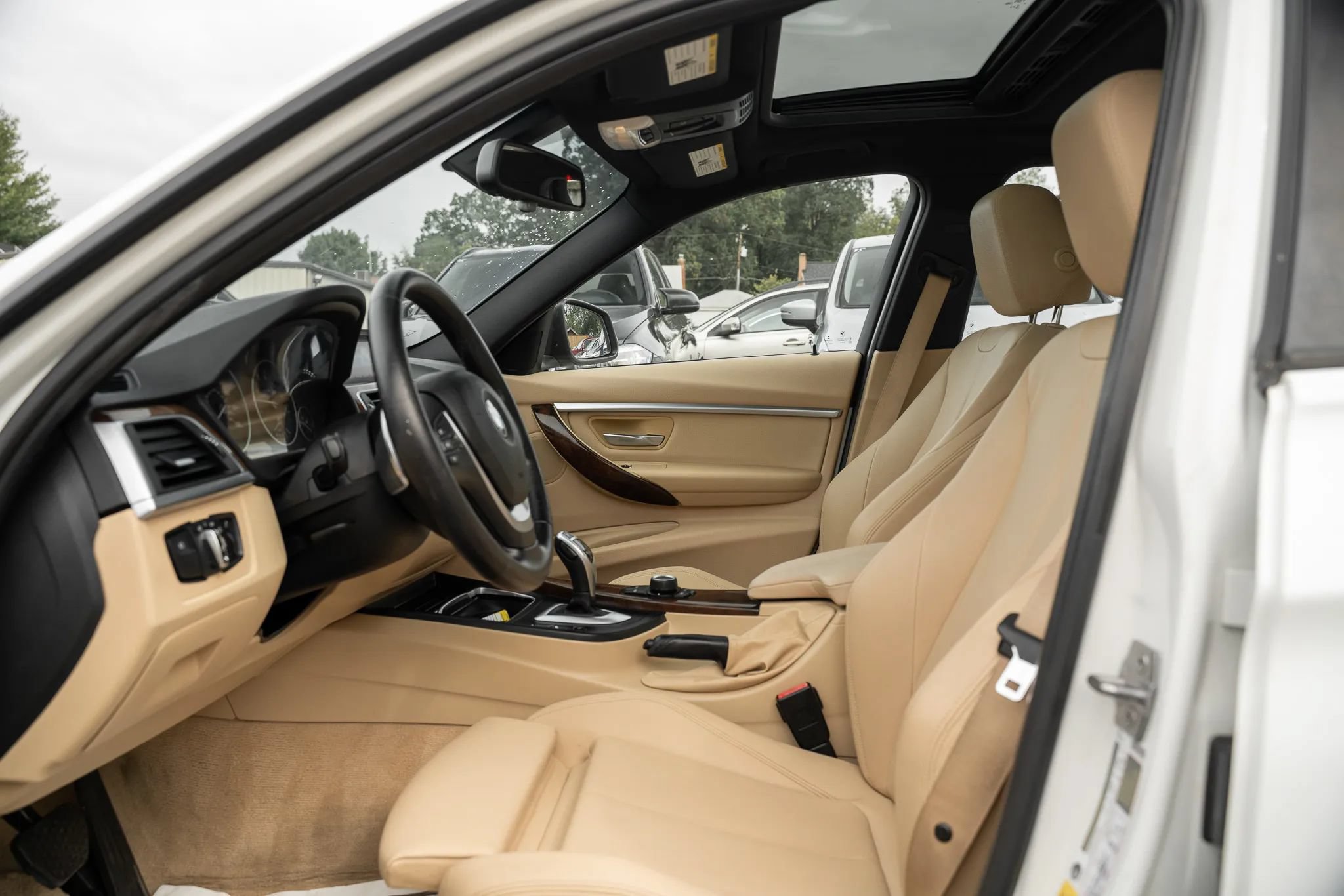 Used 2016 BMW 328i Sedan RWD image 7