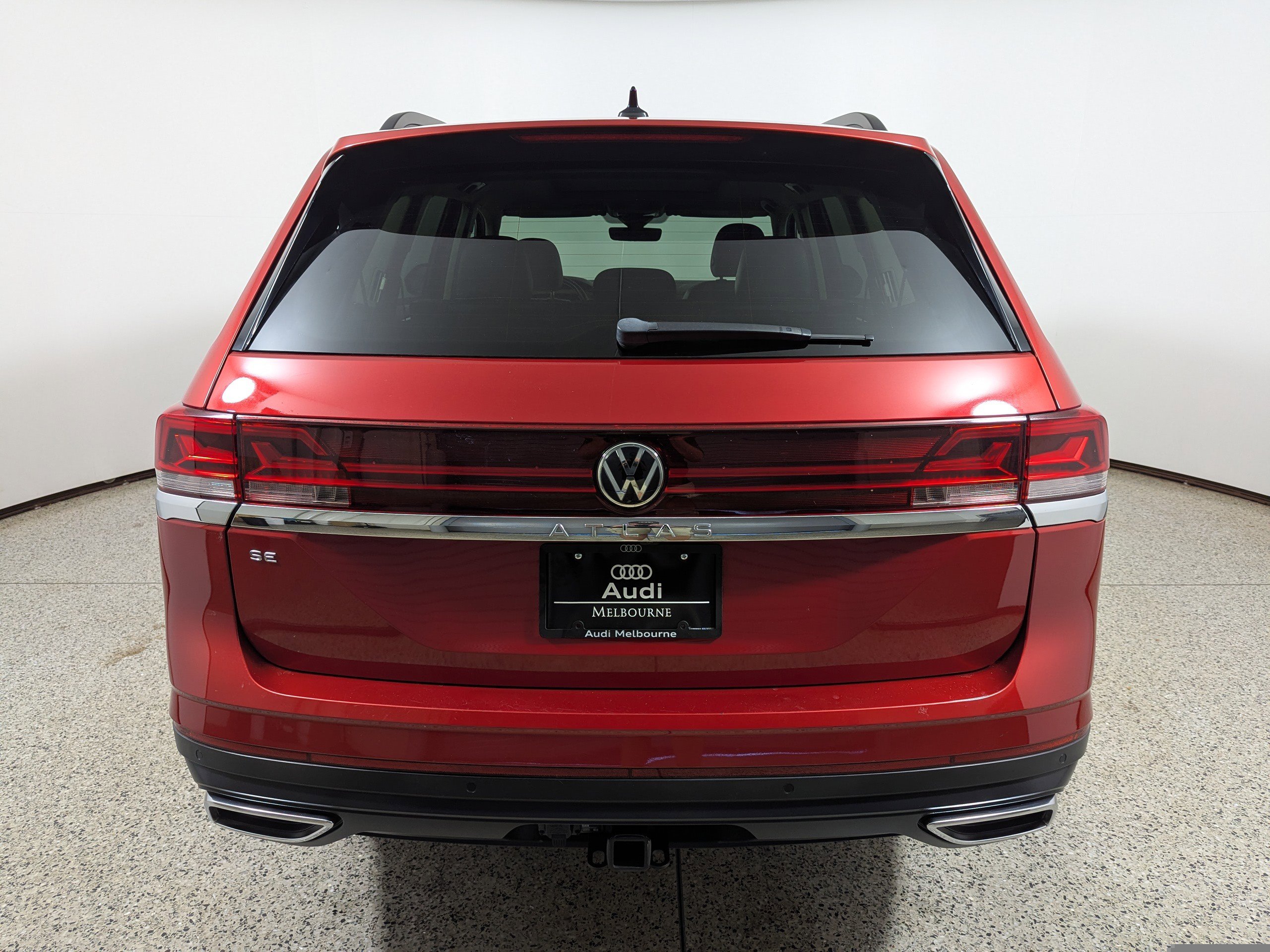 Used 2024 Volkswagen Atlas SE FWD image 6