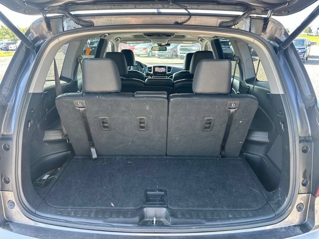 Used 2017 Honda Pilot Touring image 11