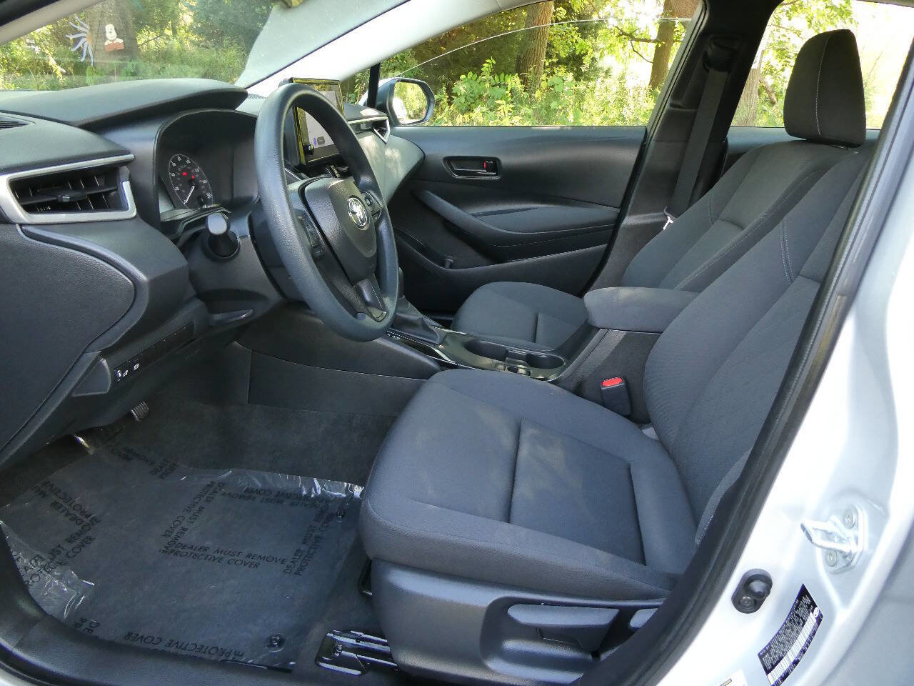 Used 2024 Toyota Corolla LE FWD image 8