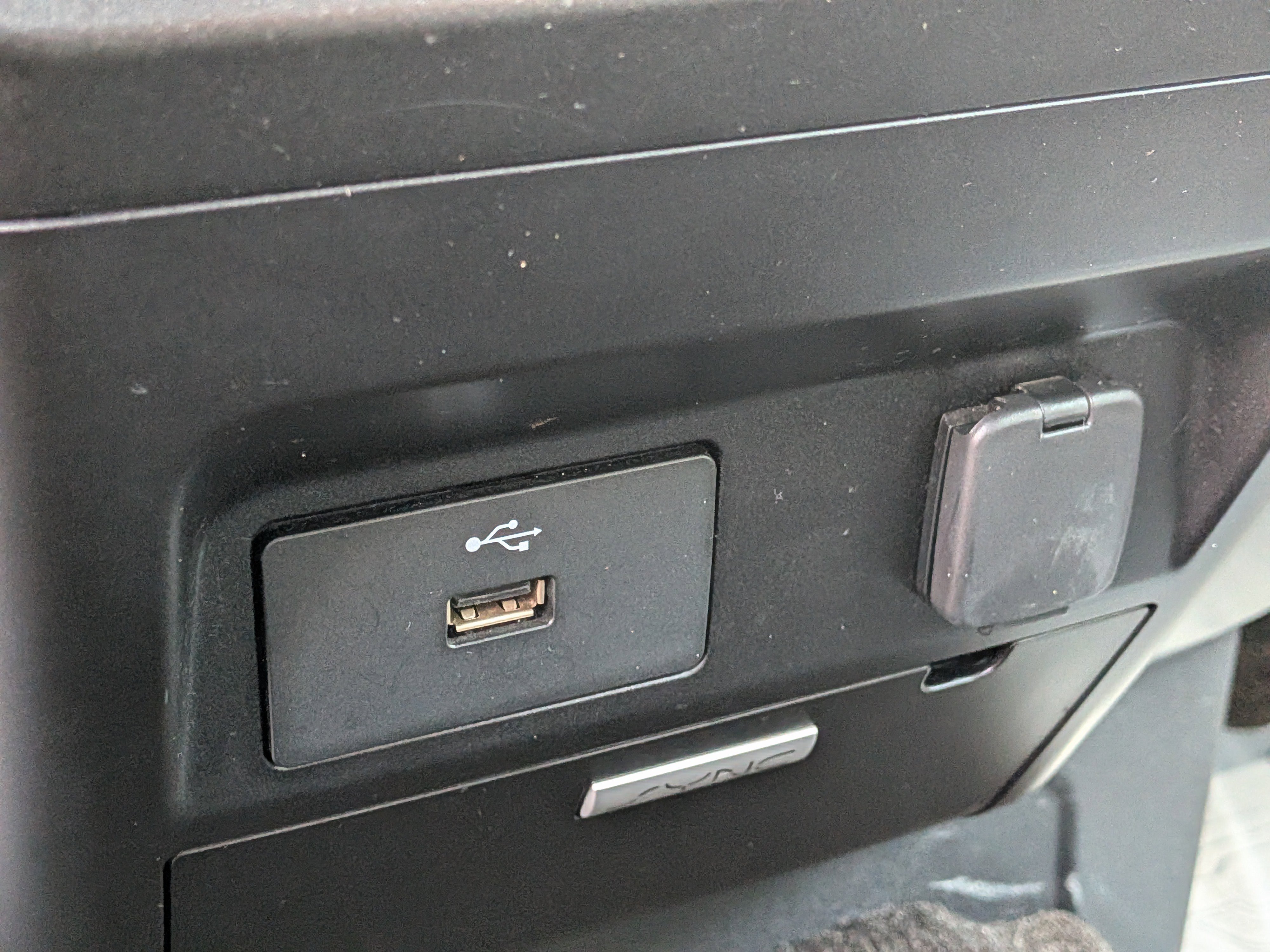 Used 2018 Ford F150 XLT w/ Equipment Group 301A Mid image 31