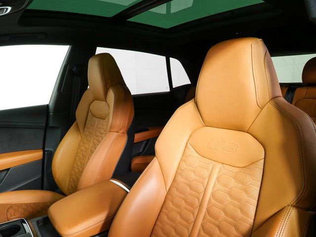 Used 2023 Audi RS Q8 image 5