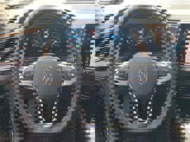New 2026 Volkswagen Atlas SE image 20