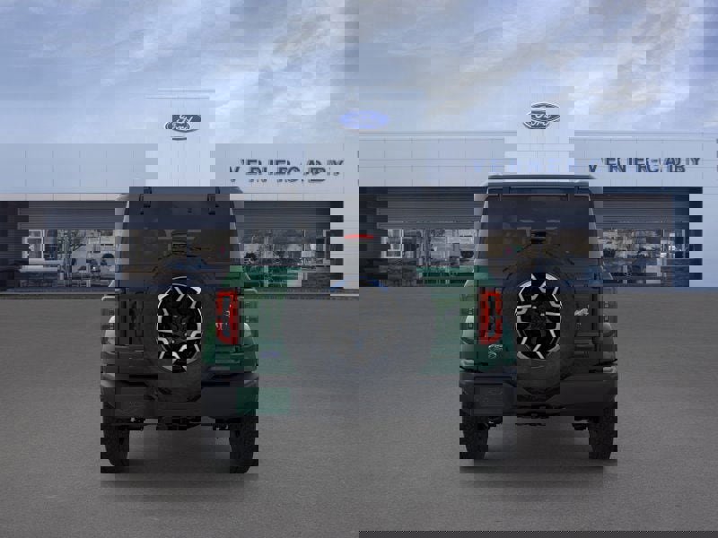 New 2025 Ford Bronco Outer Banks image 5