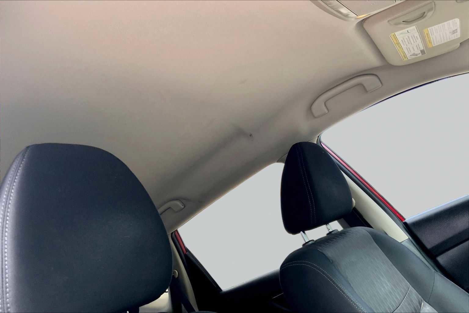 Used 2017 Nissan Rogue S AWD/4WD image 14