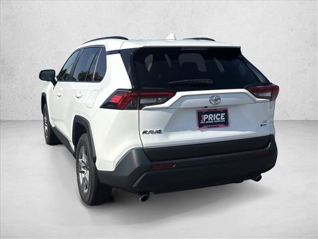 Used 2025 Toyota RAV4 LE AWD/4WD image 7