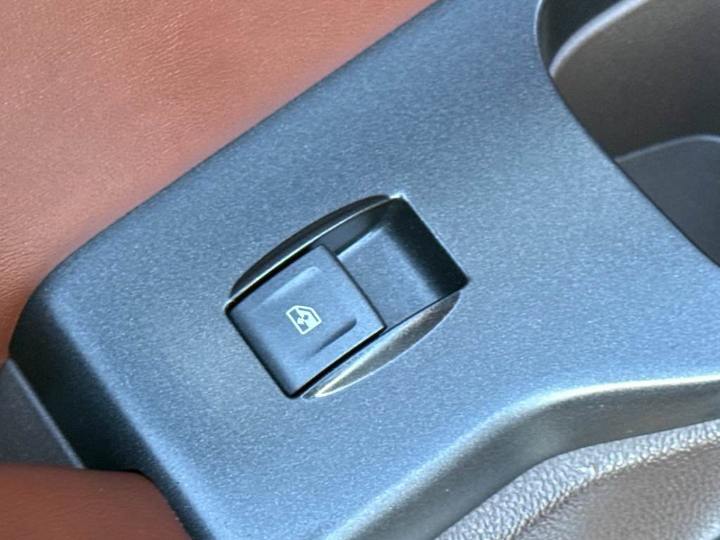 Used 2018 Chevrolet Tahoe Premier image 31