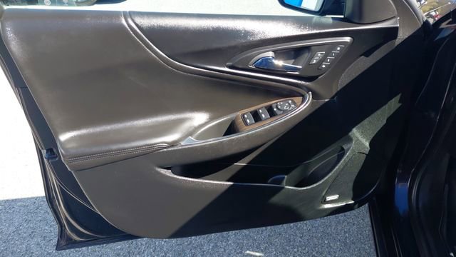Used 2023 Chevrolet Malibu LT w/ LPO, Floor Liner Package image 12