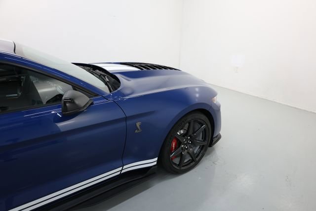 Used 2022 Ford Mustang Shelby GT500 w/ Carbon Fiber Track Pack RWD image 67