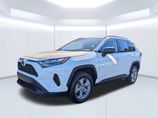 Certified 2025 Toyota RAV4 LE AWD/4WD image 8