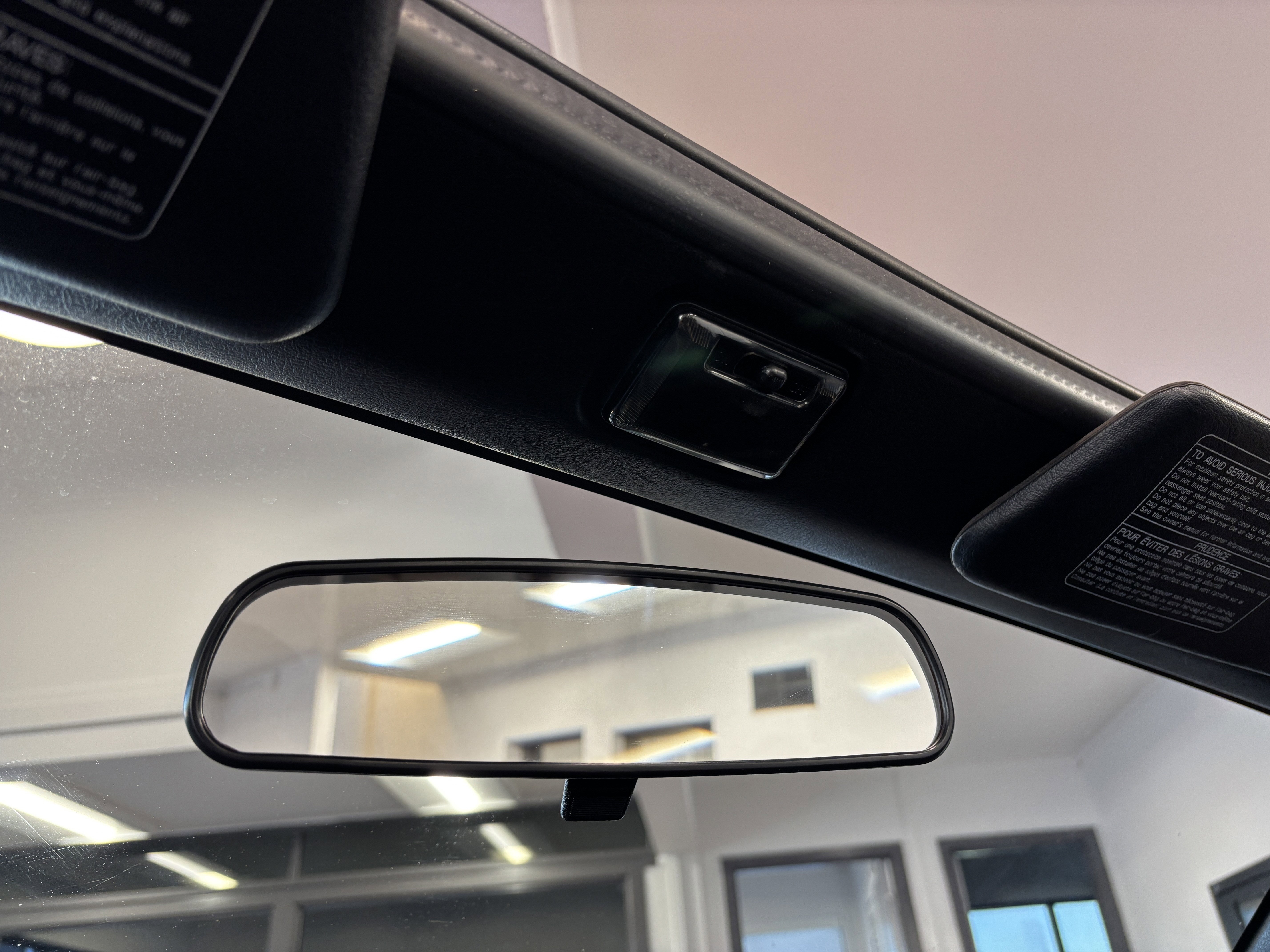 Used 1997 MAZDA MX-5 Miata image 24