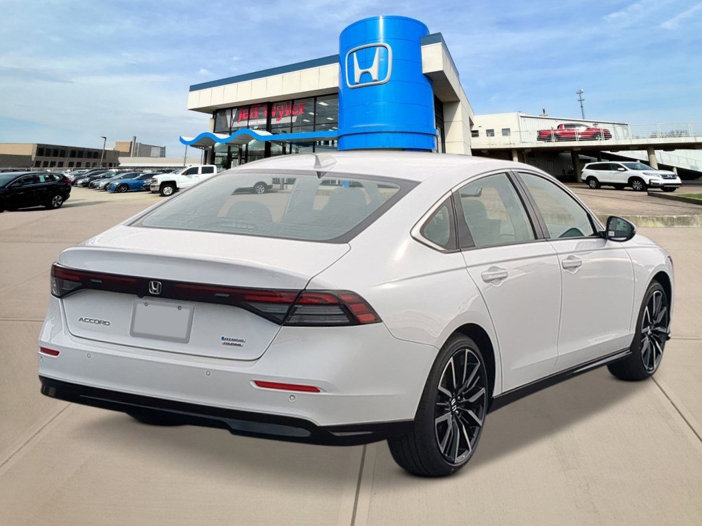 New 2026 Honda Accord Touring image 5