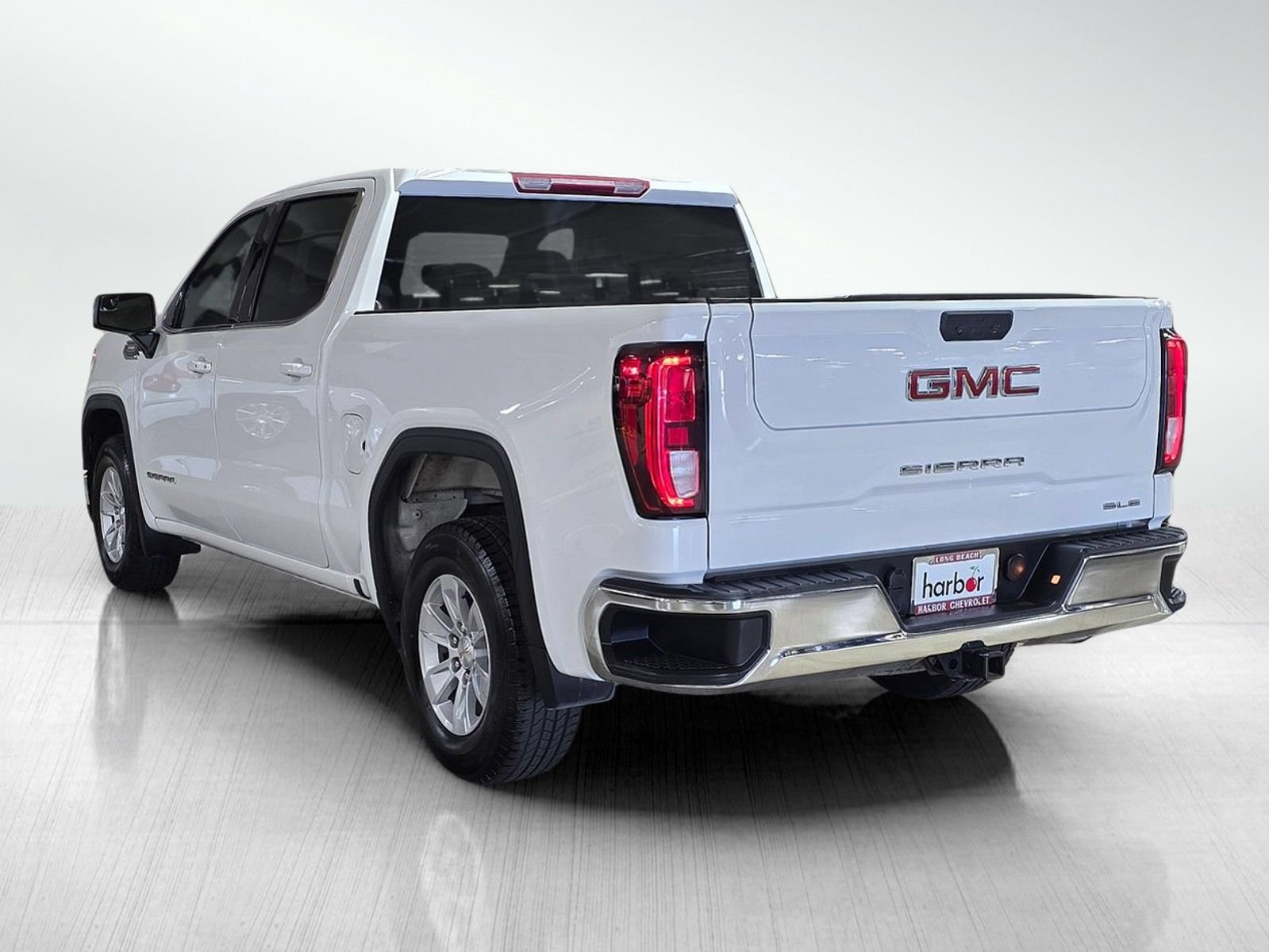 Used 2024 GMC Sierra 1500 SLE RWD image 5
