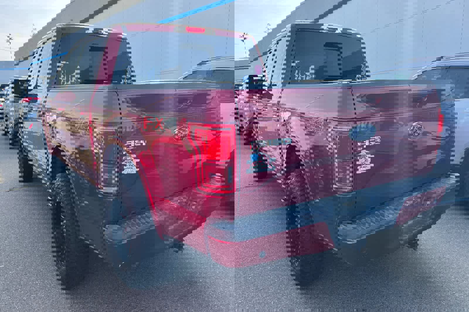 Used 2015 Ford F150 Lariat w/ Equipment Group 502A Luxury image 4