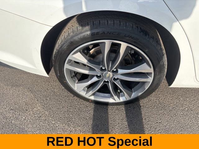 Used 2021 Chevrolet Malibu LT image 44