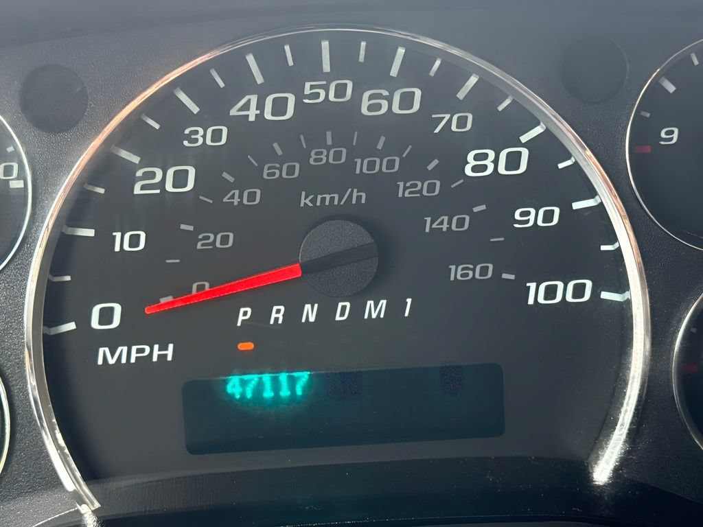 Used 2025 Chevrolet Express 3500 LS RWD image 16