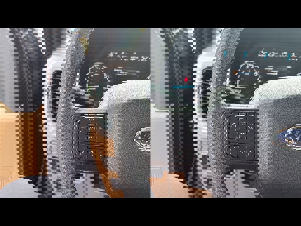 Used 2023 Ford F150 XLT image 13