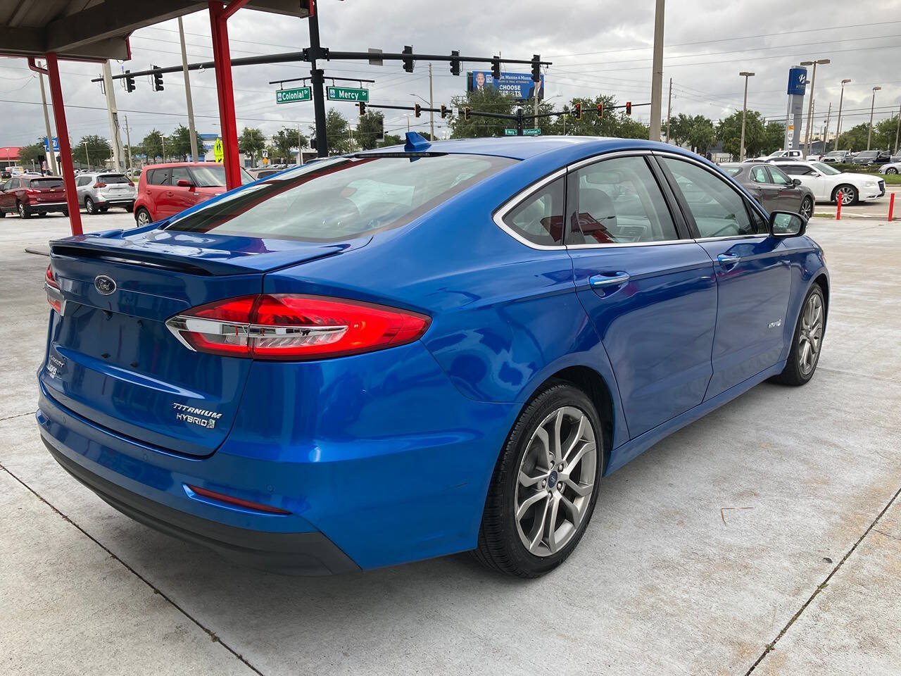 Used 2019 Ford Fusion Titanium FWD image 8
