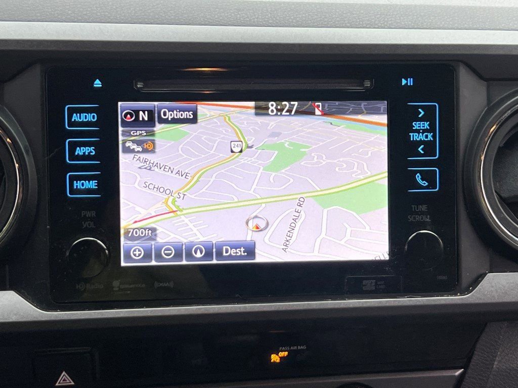 Used 2018 Toyota Tacoma TRD Off-Road image 19