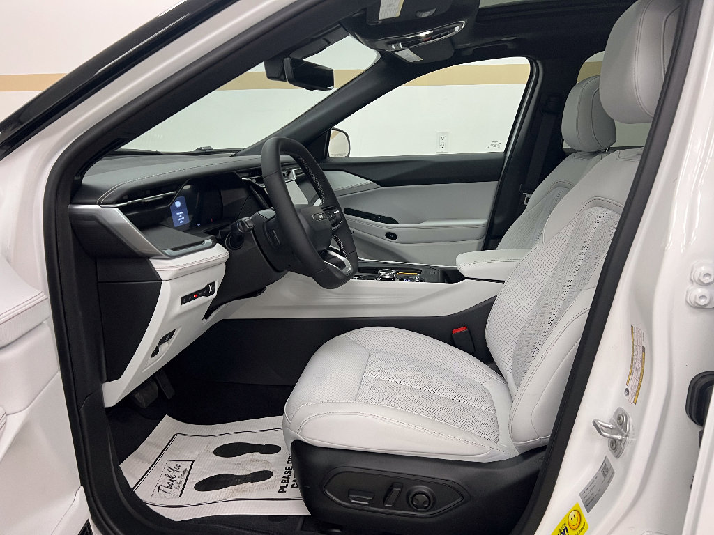 New 2026 Jeep Cherokee Overland image 5