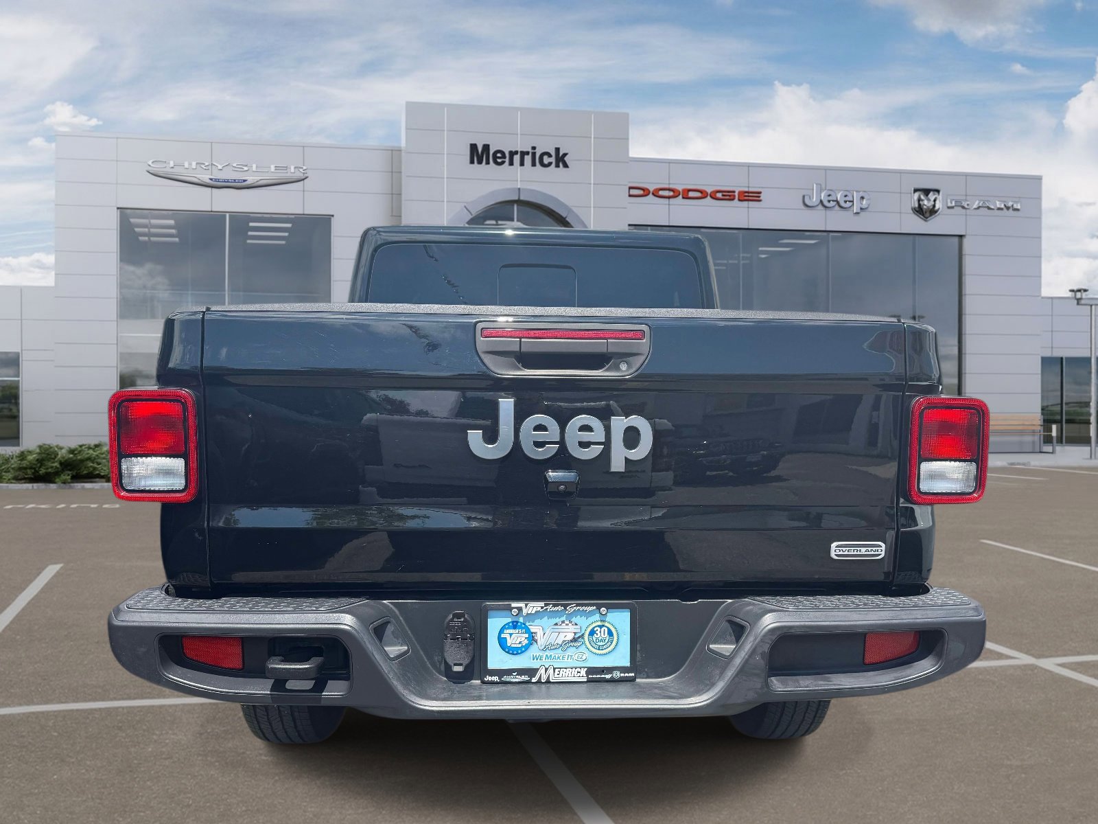 Used 2022 Jeep Gladiator Overland w/ Cold Weather Group AWD/4WD image 7