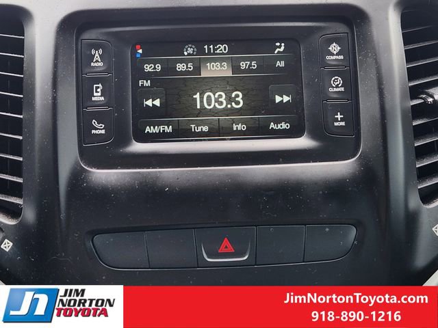 Used 2015 Jeep Cherokee Latitude AWD/4WD image 17