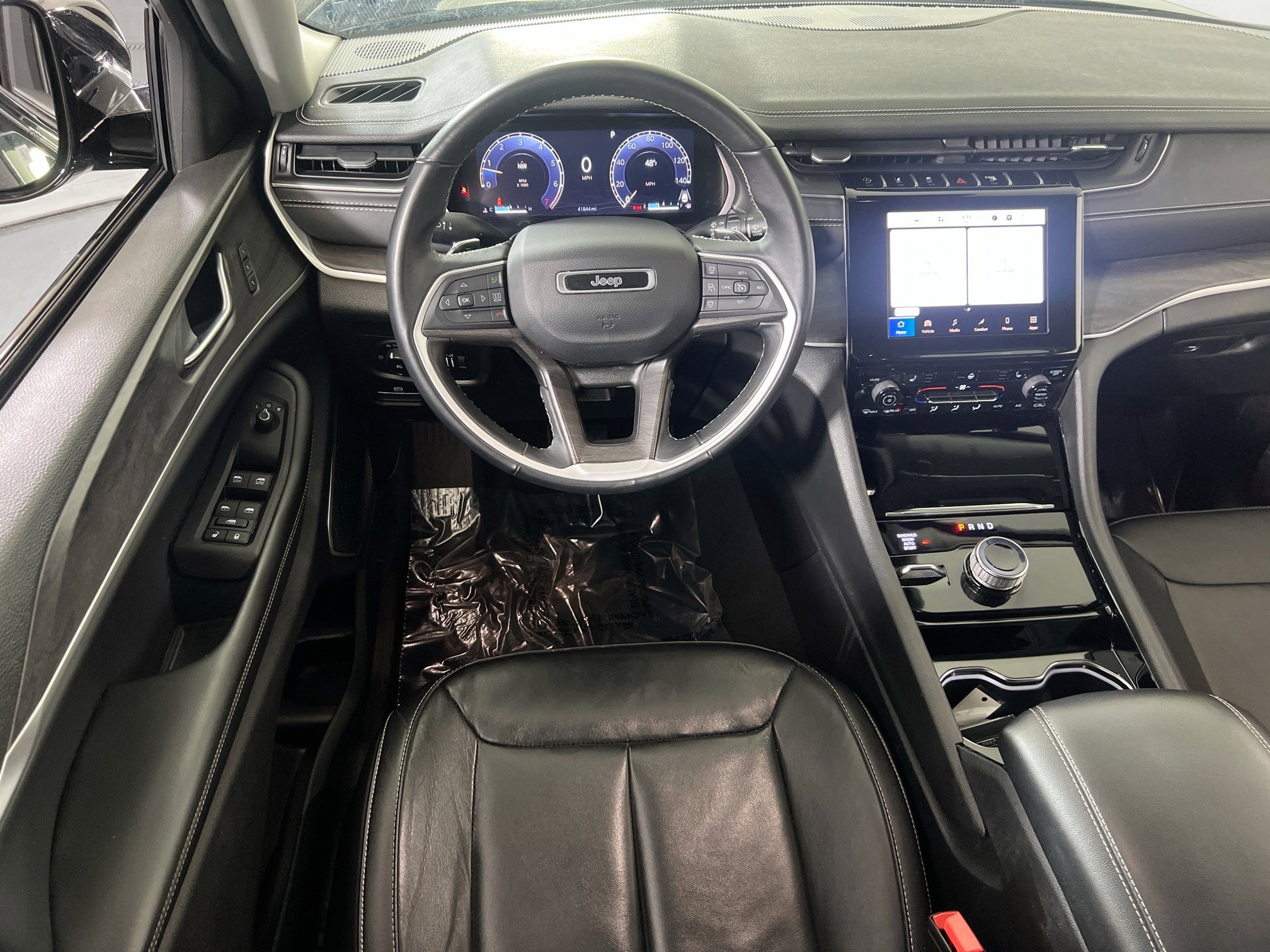 Used 2022 Jeep Grand Cherokee Limited AWD/4WD image 21