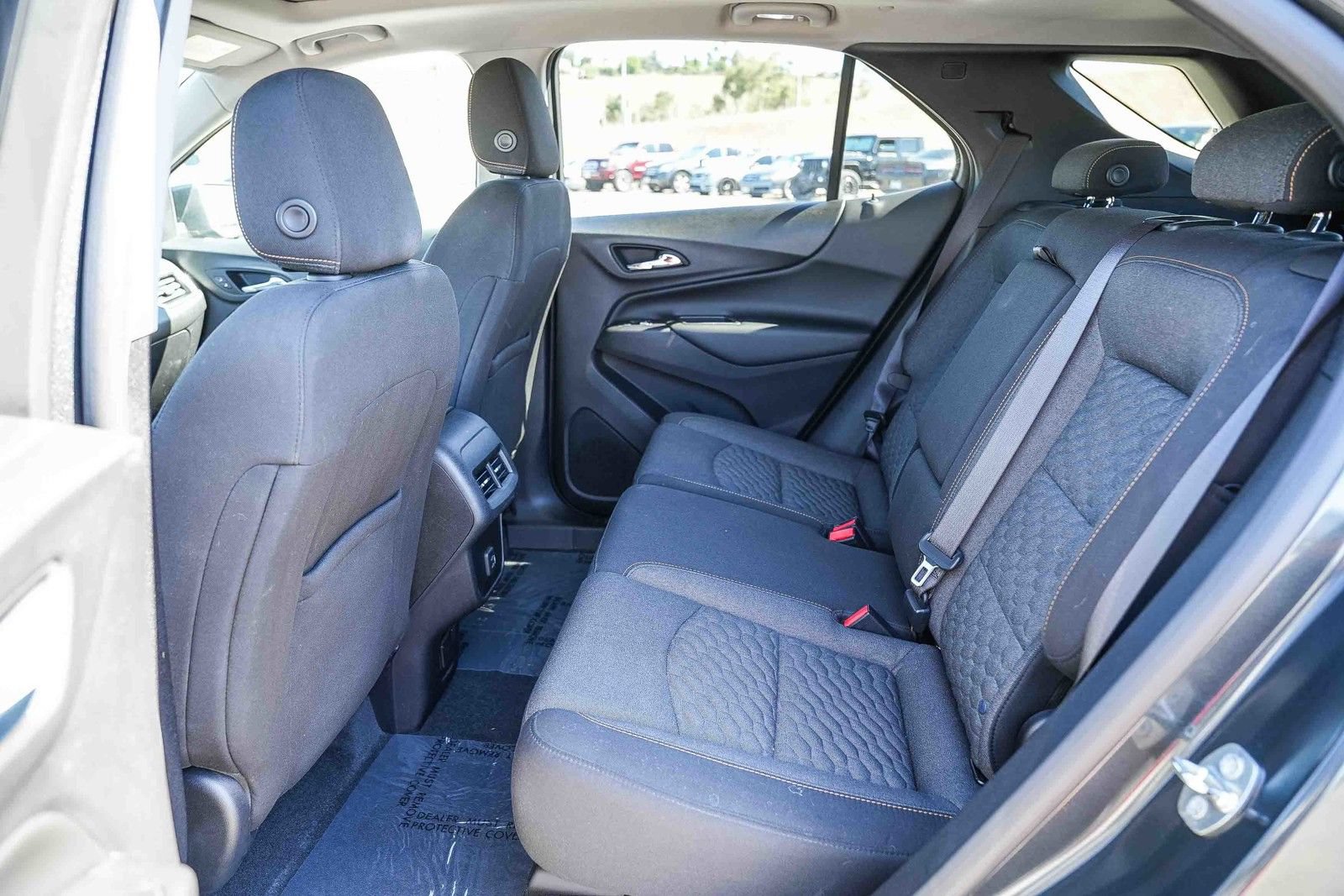 Used 2019 Chevrolet Equinox LT w/ Sun & Navigation Package AWD/4WD image 18