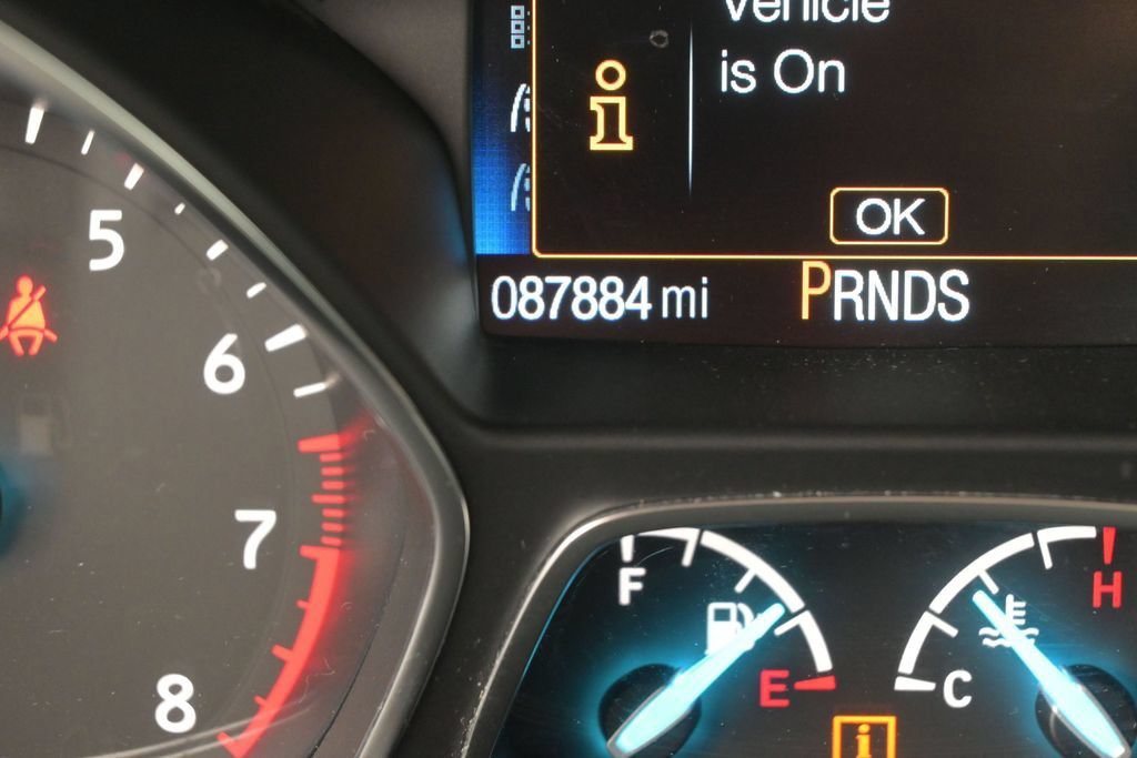 Used 2018 Ford Escape SE w/ SE Sync 3 Package FWD image 34