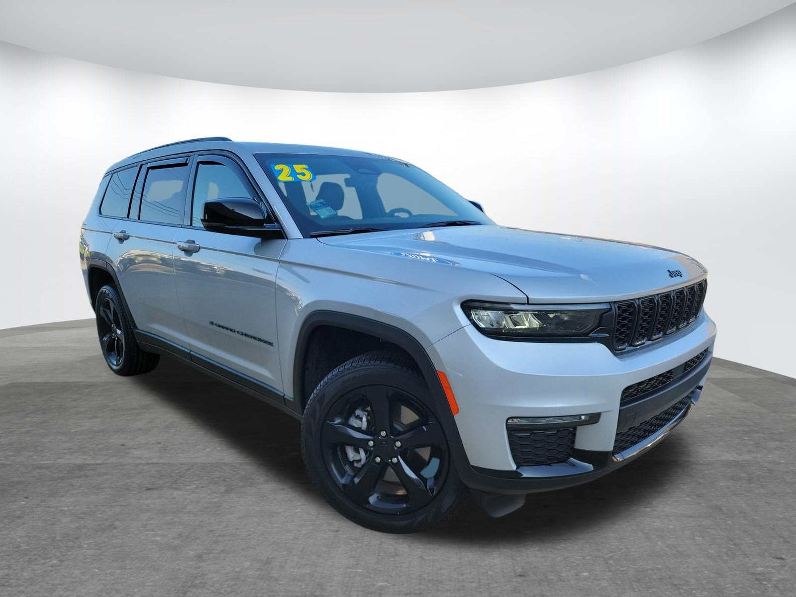 Used 2025 Jeep Grand Cherokee L Limited w/ Black Appearance Package RWD video 1