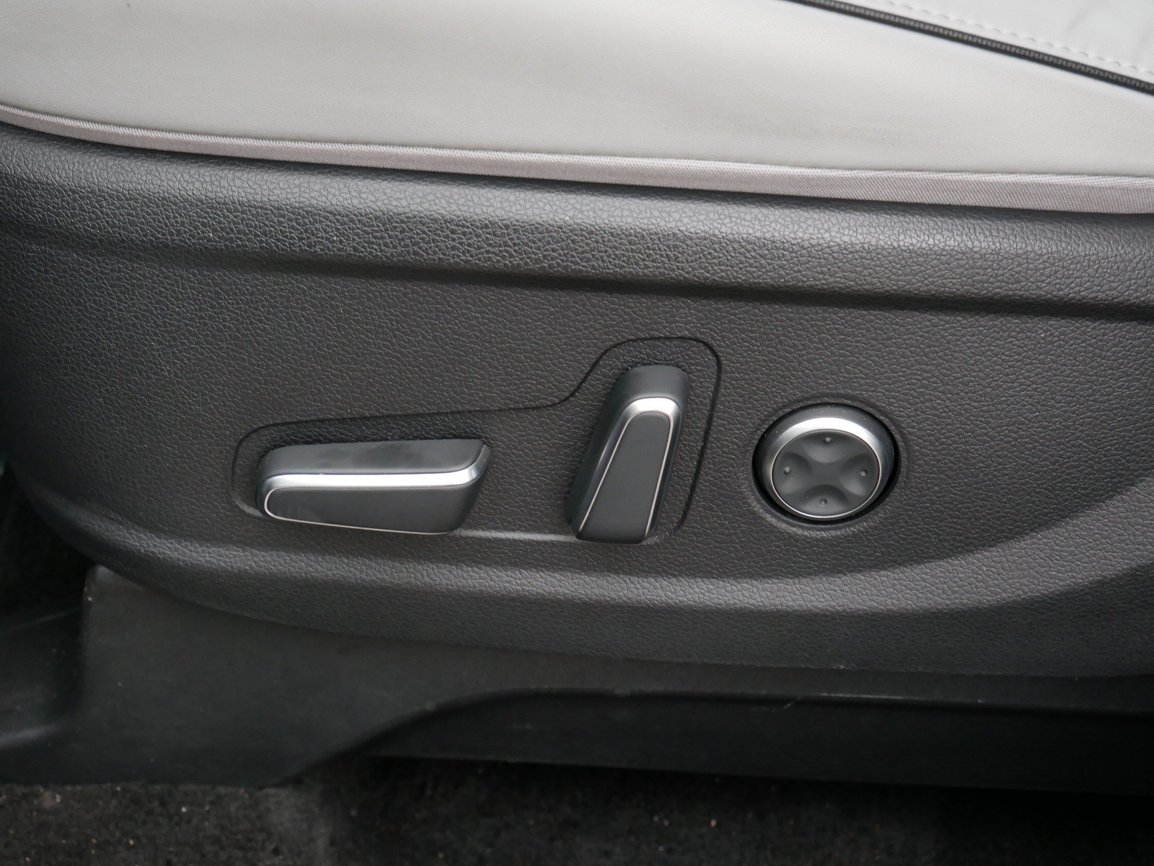 Used 2024 Hyundai Palisade SEL AWD/4WD image 19