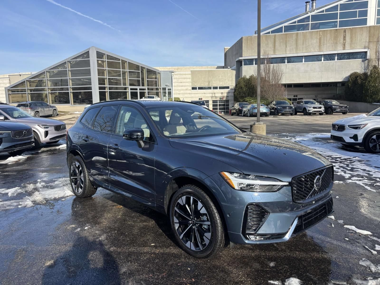 New 2026 Volvo XC60 B5 Plus w/ Protection Package Premier
