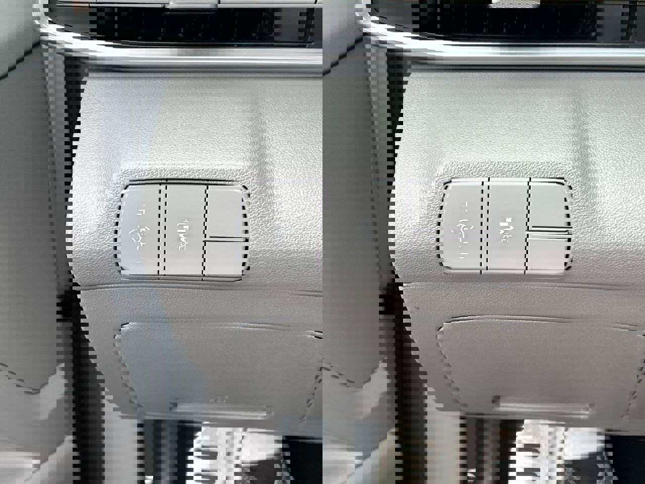 New 2026 Hyundai Elantra Sport image 34