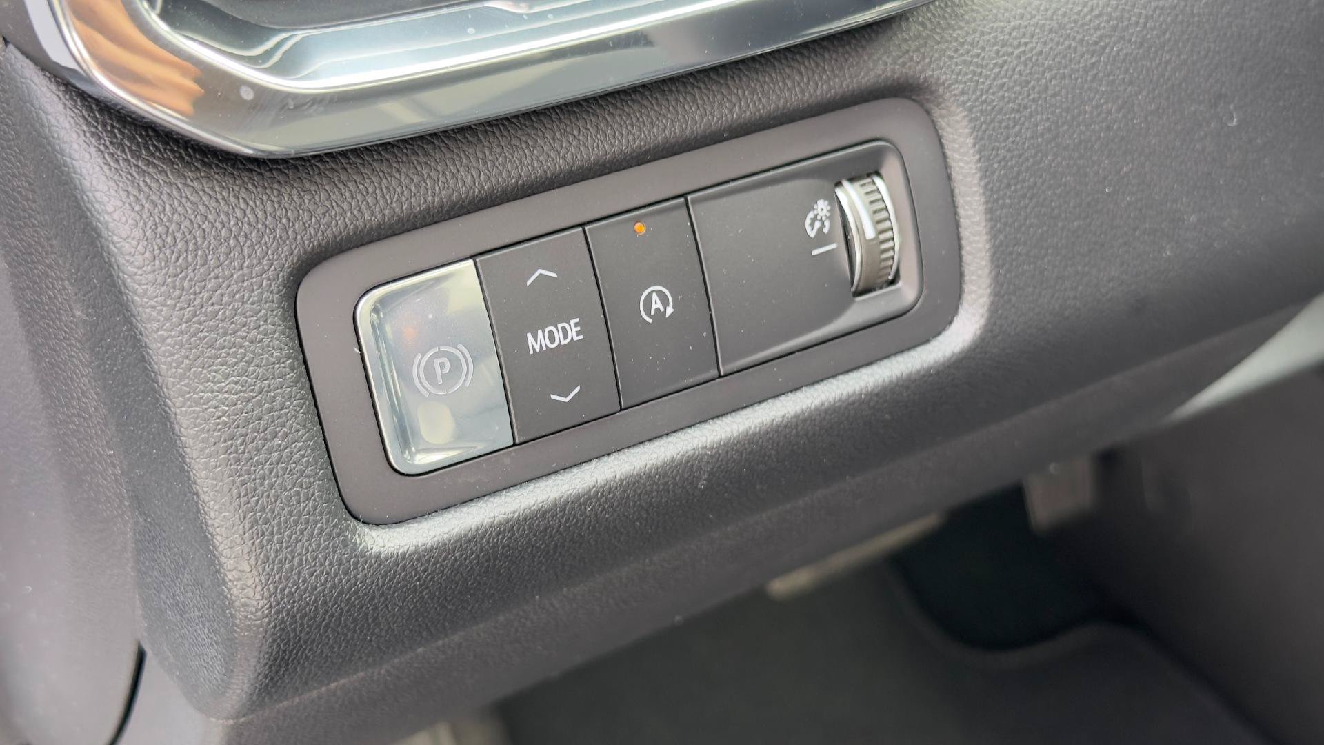 New 2026 GMC Acadia Elevation w/ Black Edition FWD image 15