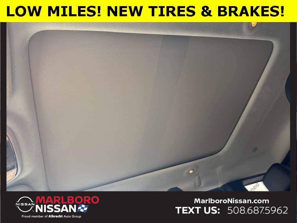 Used 2017 Jeep Grand Cherokee Summit image 31