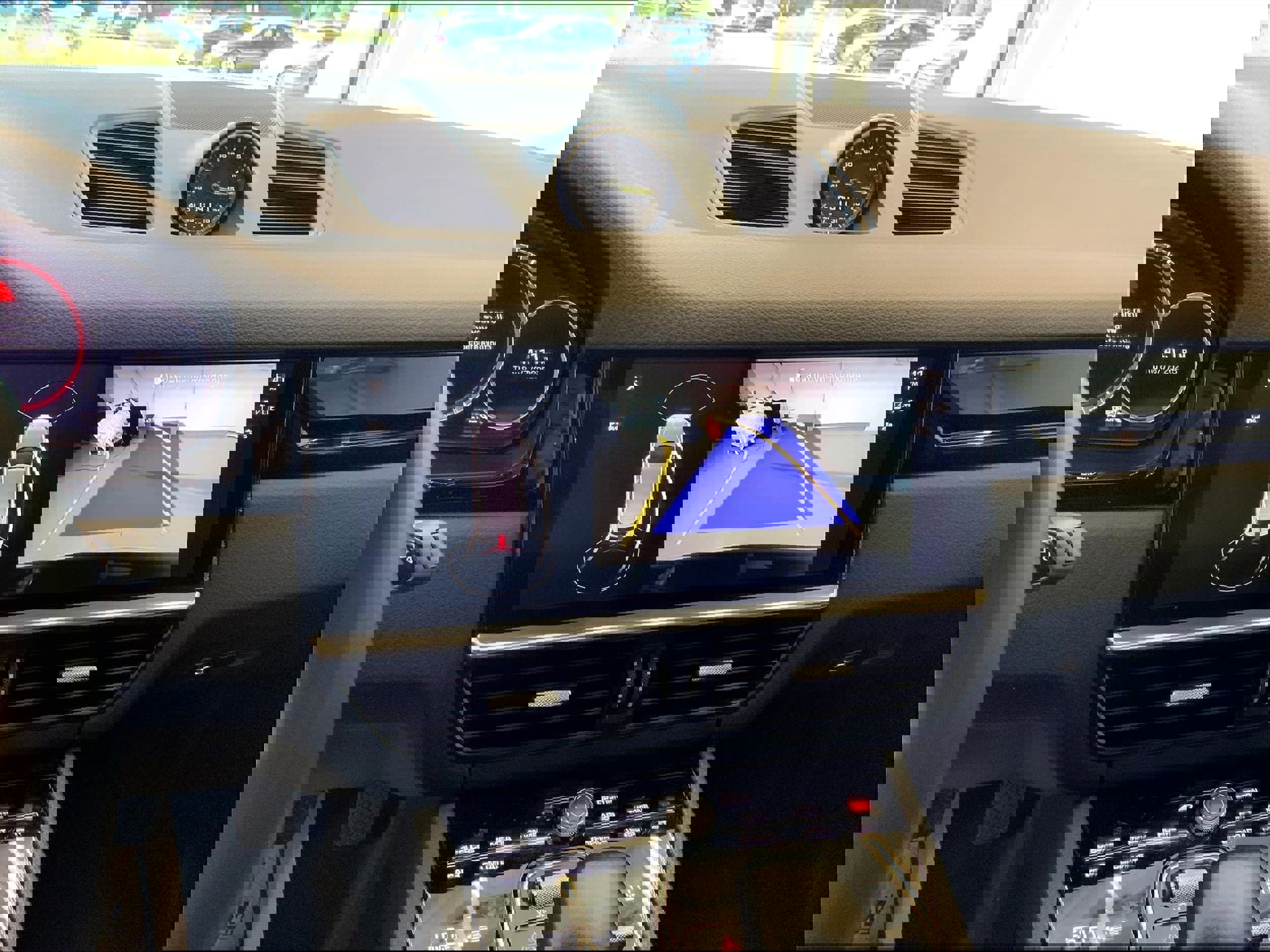 Used 2022 Porsche Cayenne E-Hybrid image 25