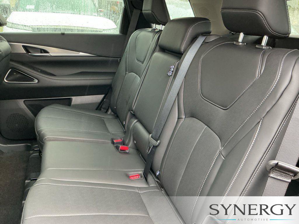 New 2026 INFINITI QX60 Luxe w/ Cargo Package FWD image 27